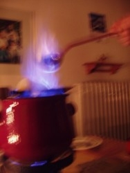 Foto: Feuerzangenbowle © Felix Hessmann/PIXELIO