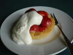 Tortletts mit Erdbeeren