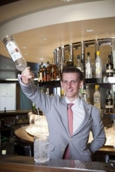 Harry Glockler: Deutschlands bester World Class Bartender 2012
