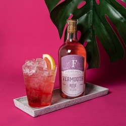 Jetzt erhältlich: Ferdinand’s ergänzt Portfolio mit einem Rosé Vermouth