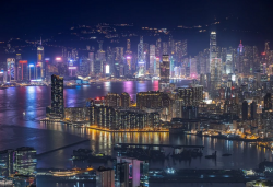 Hongkong: Die  Bars der Megacity bieten sich für die Silvesterparty an