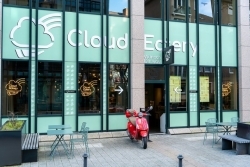 Frankfurt: Delivery Start-up bringt  Food Court Konzept in die Bankenstadt