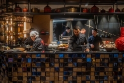 Marburg: Restaurant Mizu bietet Asian-Fusion Küche zwei Etagen